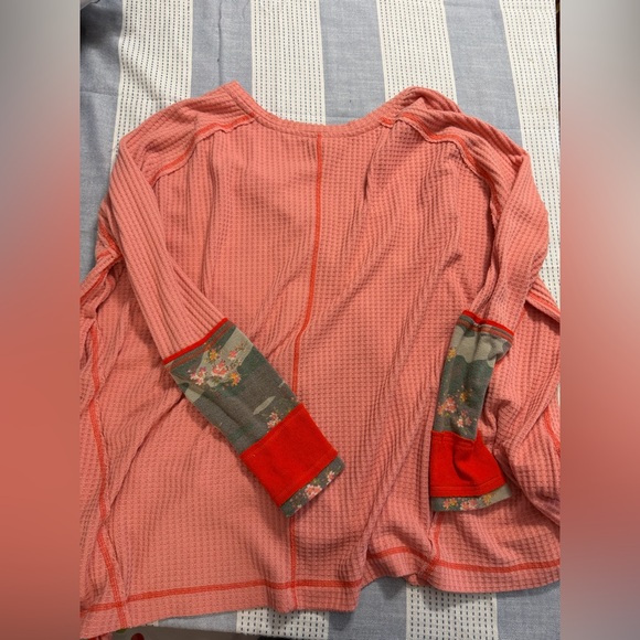 We The Free Lovin Leopard Oversize Thermal Top - Picture 10 of 16